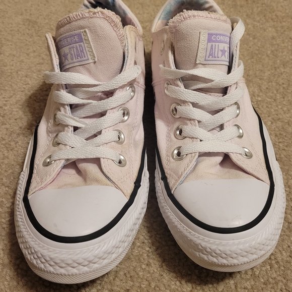 Like New Converse Madison Ox in pink *Spring Clearance* - Picture 2 of 6